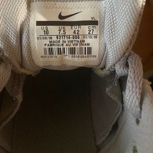 Women’s Nike Sneakers